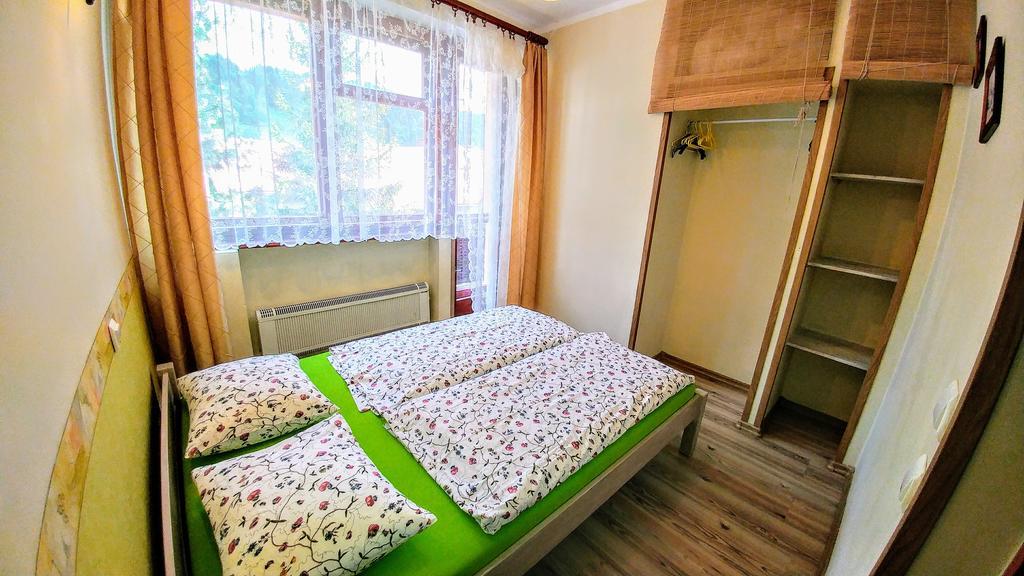 Pod Klimczokiem I Bed & Breakfast ชเจอร์ค ภายนอก รูปภาพ